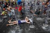 Лето 2018: европейцы спасаются от жары. ФОТО