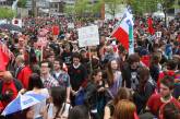 Канадские власти хотели ограничить митинги, а спровоцировали многотысячные демонстрации