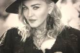 Мадонне 60: ТОП-5 самых эпатажных выходок певицы