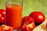 Диетологи назвали полезные свойства томатного сока