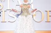 Снежная королева: Леди Гага произвела фурор роскошным нарядом. ФОТО