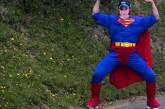Шведы поймали пьяного норвежского Супермена