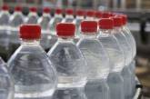 Бутылки из пластика вредят человеческой способности к размножению