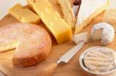 Эксперты рассказали о плюсах жирного сыра