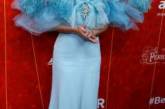 "Как ангел": Кэтти Перри покрасовалась в небесно-голубом платье с перьями. ФОТО