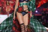 Victoria’s Secret устроили «горячее» шоу в Нью-Йорке. ФОТО