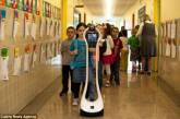 Робот ходит в школу вместо смертельно больного мальчика