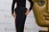 51-летняя Николь Кидман подчеркнула фигуру облегающим платьем. ФОТО