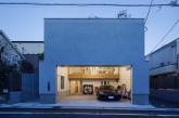 Минималистский дом с гаражом в Японии. ФОТО