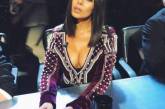 Украинская поп-звезда "засветила" грудь в пикантном мини-платье. ФОТО