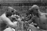 Жесткие тренировки шаолиньских монахов. ФОТО