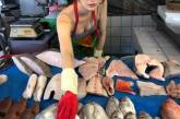 Лю Пэнпэн — самая красивая в мире продавщица рыбы. ФОТО