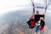 Американец собрался перелететь океан на воздушных шарах