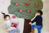 Креативная японка создала необычные образы для своих спящих детей. ФОТО