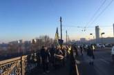 Юбилей соборности: берега Днепра в Киеве соединила живая цепь. ВИДЕО