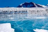 Исследователи получили первые пробы воды из озера Восток в Антарктиде 
