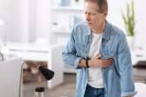 Кардиологи назвали ранние симптомы проблем с сердцем