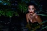 По джунглям в вечернем платье: Пенелопа Крус удивила новым фотосетом. ФОТО