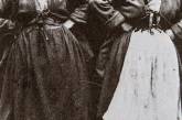 Храбрые девушки-рыбачки на снимках 1860-70 годов. ФОТО