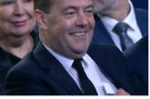 Наел щеки: Медведева подняли на смех в соцсетях. ФОТО