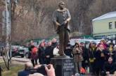 В Киеве открыли новый памятник. ФОТО