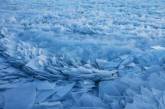 Озеро Мичиган покрылось ледяными «осколками». ФОТО