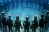 Впечатляющие скульптуры известного подводного парка. ФОТО