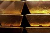 Немец пытался вывезти из Греции 7 кг золота и 425 кг серебра 