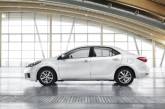 Новую Toyota Corolla для Европы лишили автомата