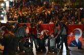 Турецкие демонстранты объявили молчаливый протест