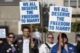 Верховный суд США уравнял однополые браки с традиционными 