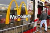 McDonald’s раздал бесплатной картошки фри баскетбольным фанатам почти на $6 млн