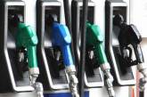 Бензин в России перестал дешеветь
