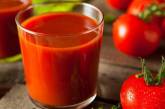 Медики объяснили, в чем польза томатного сока
