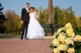 Большинство молодых украинцев предпочитают гражданский брак церковному