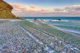 «Водочный» пляж в Приморье — от свалки бутылок до туристического аттракциона. ФОТО