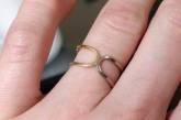 Невеста прославилась неудачным обручальным кольцом. ФОТО