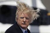 Трамп придумал, как доказать, что его волосы настоящие. ФОТО