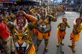 Парад Пули Кали на фестивале Онам в Индии. ФОТО
