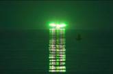 Тайна скопления светящихся НЛО, снятых ночью над Атлантикой, раскрыта