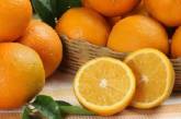 Медики рассказали, кому нельзя есть апельсины