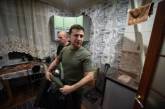 В сети появились новые кадры визита Зеленского на Донбасс. ФОТО