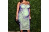 Беременная Эшли Грэм на модной вечеринке в неоновом платье с откровенным декольте. ФОТО