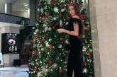 Мисс Украина 2019 позировала в облегающем черном платье с разрезом. ФОТО