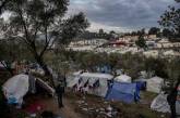 Жизнь мигрантов в греческом импровизированном лагере. ФОТО