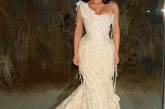 Ким Кардашьян блистала на вечеринке в винтажном платье Alexander McQueen. ФОТО