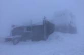Зима продолжается: в сети показали впечатляющие фото заметенных снегом Карпат. ФОТО