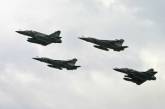 Военные самолеты НАТО проведут учения над Прибалтикой для "демонстрации солидарности"