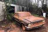 Ford Galaxie 1963 года, который долго пробыл в карьере. ФОТО