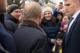 Россиянка предложила Путину жениться на ней: сеть насмешило видео